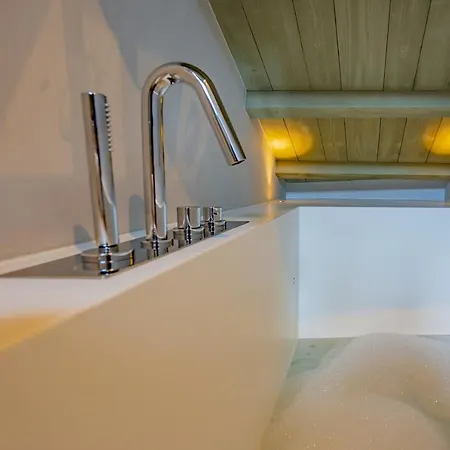 Corte Rubbi 10 Luxury Three-bedroom -dimora Italia Selection- Appartamento *