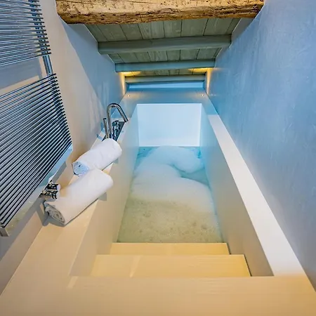 아파트 Corte Rubbi 10 Luxury Three-bedroom -dimora Italia - 베니스